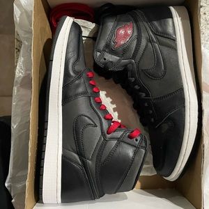 Jordan 1 satin bred